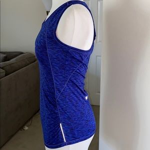 Athleta striking blue racer back !  Beautiful 💙